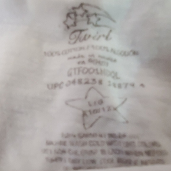 Size 10-12 short sleeve - Picture 2 of 2